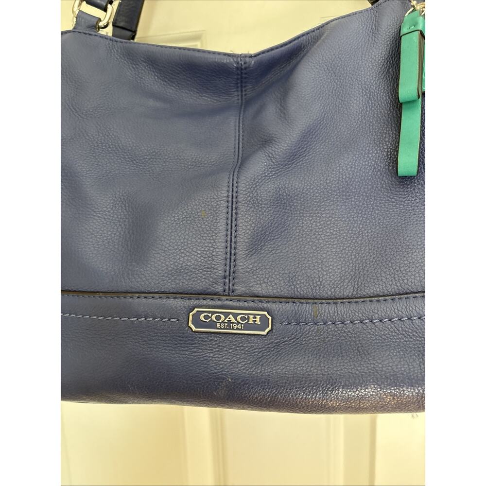 Coach Carrie Tote Blue Pebbled Leather Shoulder Bag F23284 green lining 2 handle - Picture 2 of 12